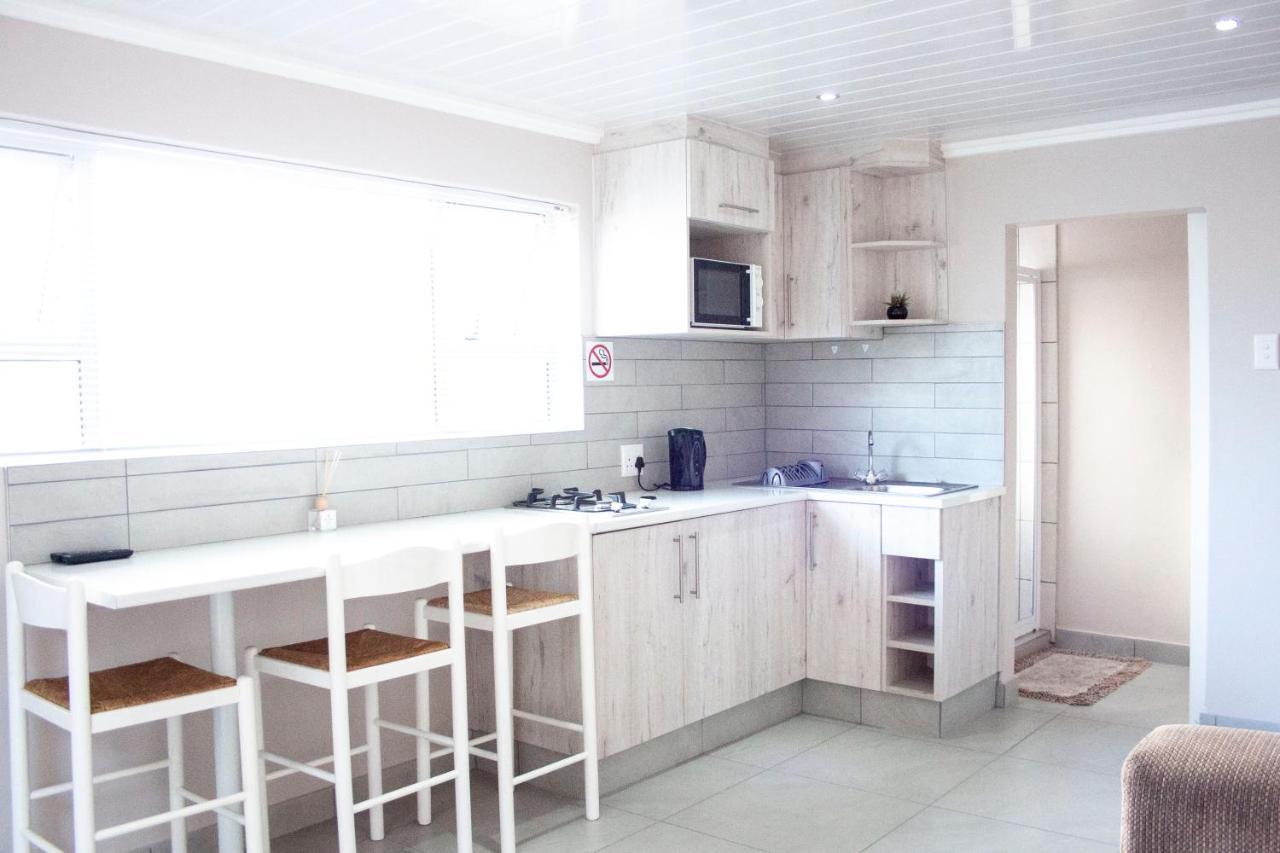 Kelzane Lodge Гонуби Екстериор снимка