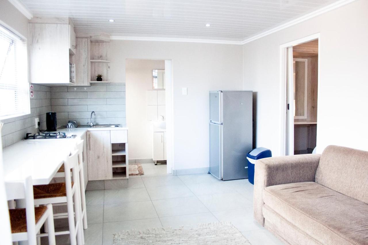 Kelzane Lodge Гонуби Екстериор снимка